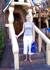 Alison Angel Photo 14