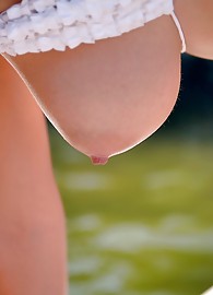 Alison Angel Photo 7