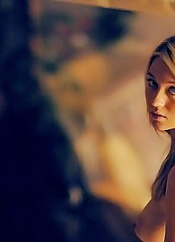 Alison Angel Photo 7
