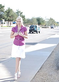 Alison Angel Photo 1