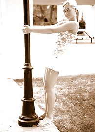 Alison Angel Photo 9