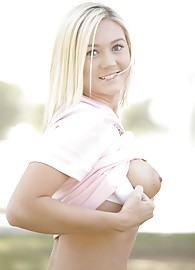 Alison Angel Photo 5