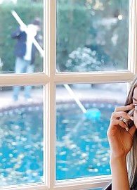 Delilah Strong Photo 6