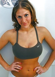 Eve Lawrence Photo 1