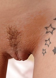 Eliska Cross Photo 14