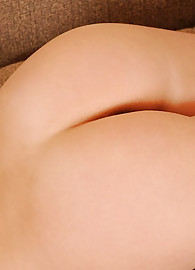 Little Caprice Photo 2