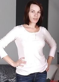 Dana DeArmond Photo 1