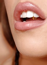 Hannah Hunter Photo 15