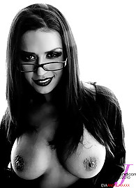 Eva Angelina Photo 4