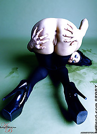 Audrey Bitoni Photo 15