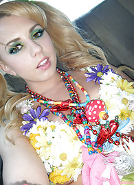 Lexi Belle Photo 2