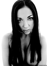 Audrey Bitoni Photo 6