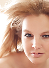 Gabrielle Lupin Photo 10