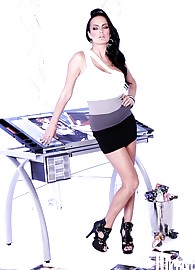 Alektra Blue Photo 11