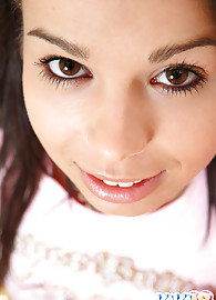 Jessica Koks Photo 9