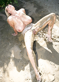 Kelly Madison Photo 15