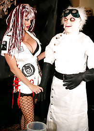 Kelly Madison Photo 1