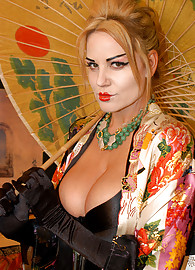 Kelly Madison Photo 1