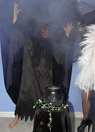 Kelly Madison Photo 7