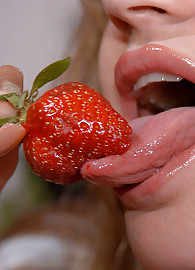 Kelly Madison Photo 4