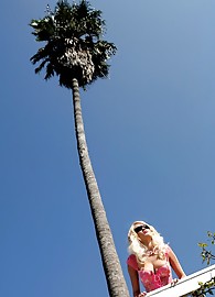 Hanna Hilton Photo 3