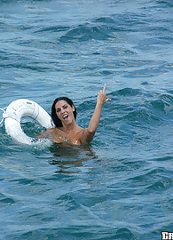 Veronica Rayne Photo 15