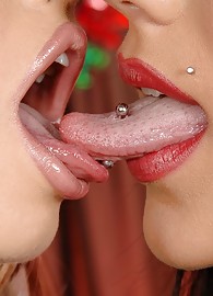 Suzie Carina Photo 3