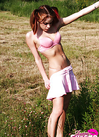 Stunning Serena Photo 6