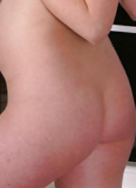 She Got Knocked Up Photo 12