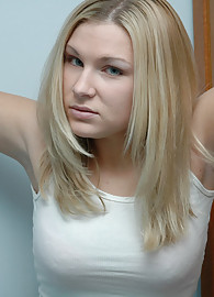 Leia Loves You Photo 1