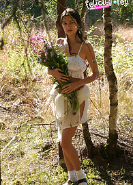 Felicity Fey Photo 1