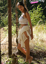 Felicity Fey Photo 6