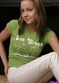 Andi Pink Photo 3
