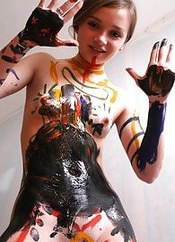 Kristina Fey Photo 14