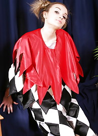 Kristina Fey Photo 5