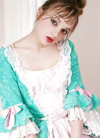 Kristina Fey Photo 2