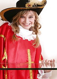 Kristina Fey Photo 3