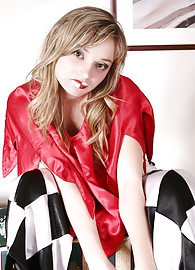 Kristina Fey Photo 3