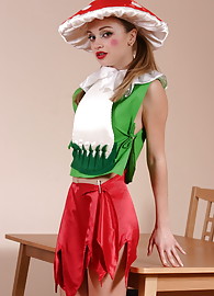 Kristina Fey Photo 5