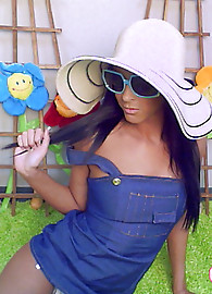 Ashleys Candy Photo 1