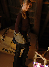 Kiss Kristin Photo 3