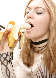 Kiss Kristin Photo 6