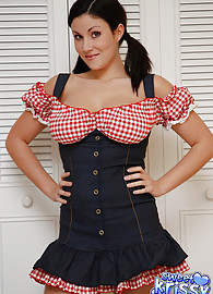 Sweet Krissy Photo 3