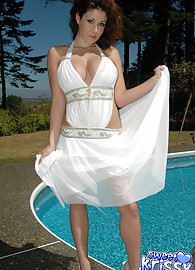 Sweet Krissy Photo 6