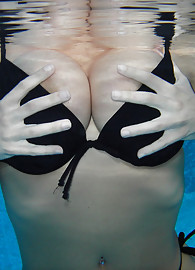 Sweet Krissy Photo 1