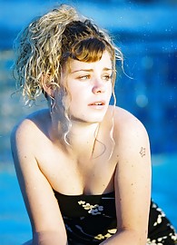 Ella Milano Photo 14