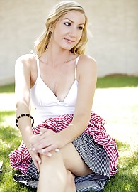 Jasmine Tame Photo 12