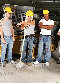 Holly Sampson Photo 7