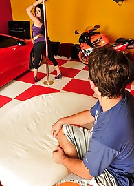 Esperanza Diaz Photo 6