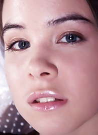 Vika Milena Photo 15